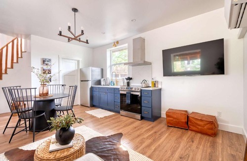 Welches House | Mt Hood Log Cabin! Fresh Remodel with Airstream 2