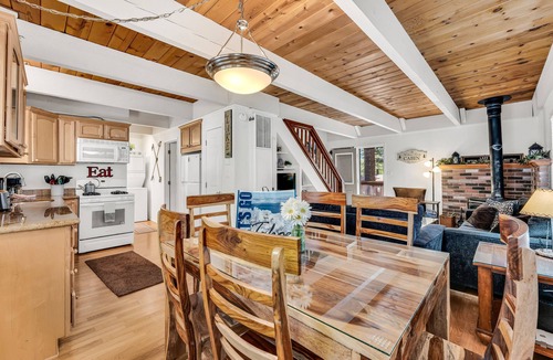 Incline Village Cabin | Mt. Rose A-Frame Cabin | Deck | BBQ