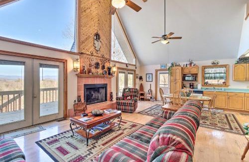 Murphy House | Murphy Cabin w/Deck and Stunning Mountain Views