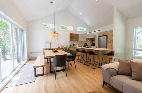 Pine Hill Ski Chalet | Must | SPA Privé | Salle de jeux | Foyer