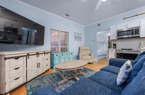 Crystal Beach Apartment | Nantucket Cottages #3B