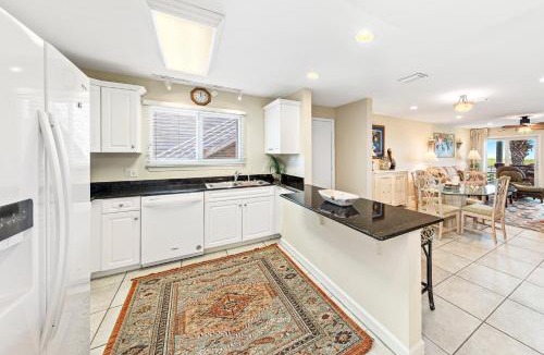 Ono Island House | Needle Rush Point Unit C11