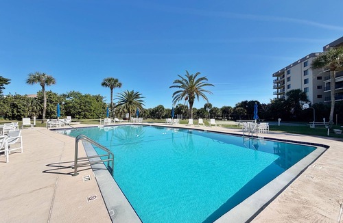 Cocoa Beach Condo | NEW! Cocoa Beachside Resort, 1st Floor, Beach Access, Pool & Shuffleboard!