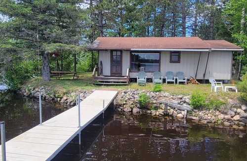 Tomahawk Cabin | New! Cozy Cabin on a Private Island