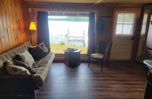 Tomahawk Cabin | New! Cozy Cabin on a Private Island