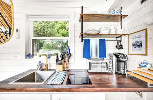 Cromwell Cottage | New England Tiny Home Experience: Coffee & More!