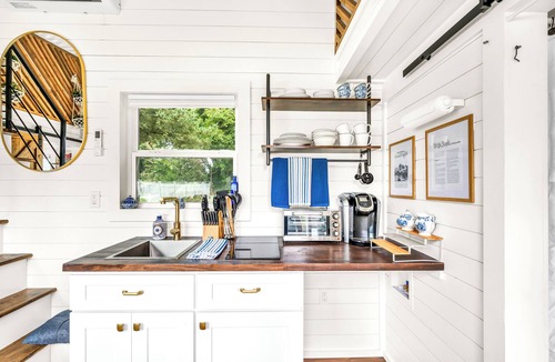 Cromwell Cottage | New England Tiny Home Experience: Coffee & More!