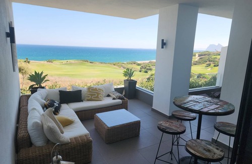 San Roque Apartment | New front line beach/Golf with views of Gibraltar and Africa.