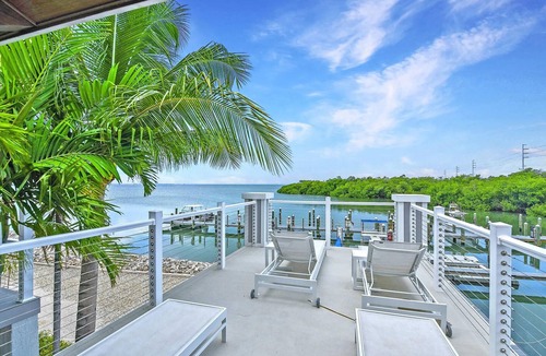 Marathon House | New House Paradise Without a Pasport On Atlantic Ocean Deck Sunsets Water Views