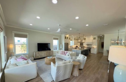 Inlet Beach House | New List 5BR/4.5 BA close to Rosemary Beach