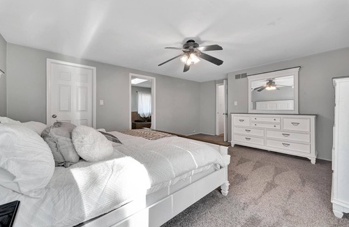 Allenton House | NEW Modern 4BD Ranch with finished basement