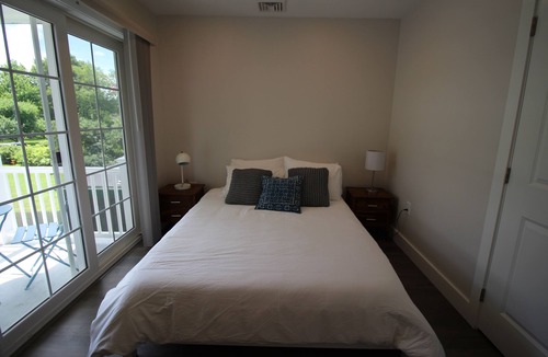Stonington House | New Mystic Area Waterfront