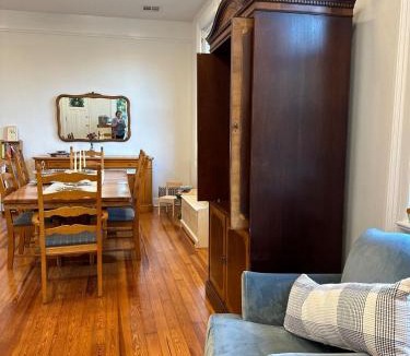 Chalmette Apartment | New Orleans Cottage 2 Bed 1 Bath Carseat Included