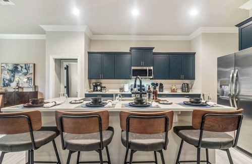 Lake Charles House | NEW PetFriendly Extended Stays Welcome