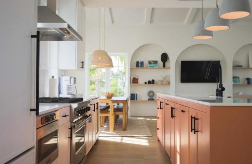 Key West House | NEW Private Pool & Docking - Floralee House