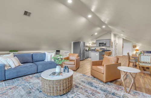 Sheboygan Condo | NEW Riverfront Loft - FANTASTIC location w/stunning views - on the boardwalk!