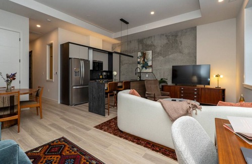 Downtown Halifax Apartment | *NEW Stunning 2B/1B Downtown Halifax
