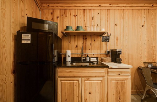 Amity Cabin | *New* Timber Tales Studio Cabin