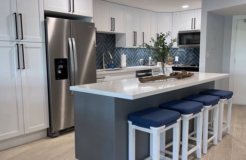 Rock Harbor Condo | NEWLY RENOVATED Oceanside Oasis at Kawama Tower