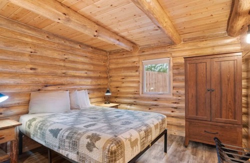 Houghton Cabin | Next to the snowmobile & recreation trails, on portage lake