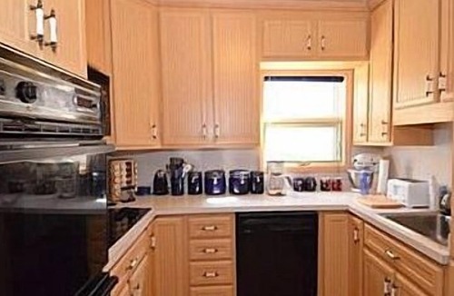 Harters Heights House | Nice Home, Historic Neighborhood, Walk to Campus!