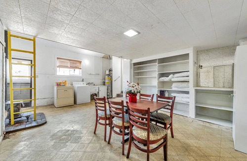 East Foothills House | Nice house 3/2 baths in pleasant North SJ with Free Wi-Fi, Washer, Dryers, AC