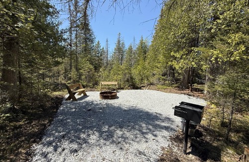 Drummond Island House | Nick's Place - Johnswood Off Grid Cabins on Drummond Island