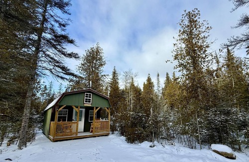 Drummond Island House | Nick's Place - Johnswood Off Grid Cabins on Drummond Island