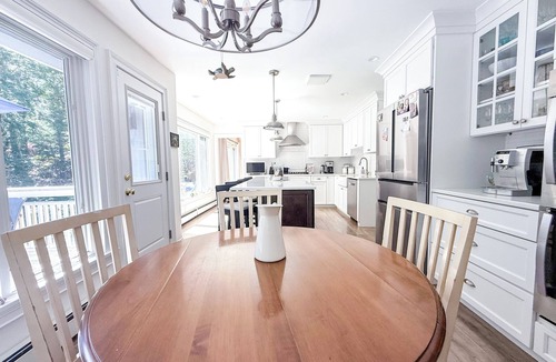 Baiting Hollow House | North Fork Gem: Walk to beach, easy access to the Hamptons, sleeps 8. RP26-122
