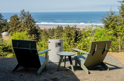 Tierra Del Mar Cabin | North Peak Dome, King - w/SHARED Luxury Bathhouse Access