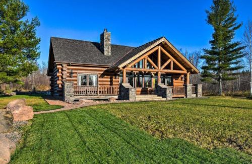 Two Harbors House | North Shore Cabin w/Fire Pit By Gooseberry Falls!