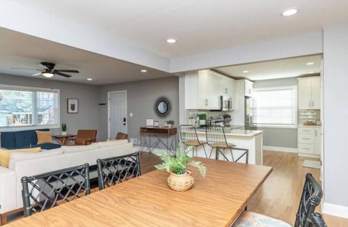 Roselawn Finance House | Oakley Oasis