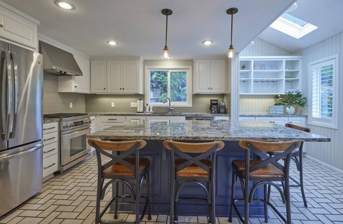 Cal Young House | Oakway Blissful Abode, Walk to Autzen Stadium
