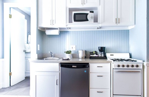 Eastside Santa Cruz Hotel | Ocean Echo Inn and Beach Cottages