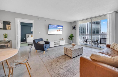 Brickell Apartment | Ocean front private unit