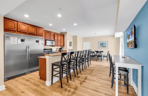 Windy Hill Condo | Ocean View l 5BR OBLV2D l Pool l Sleeps 16 l Luxury Villa