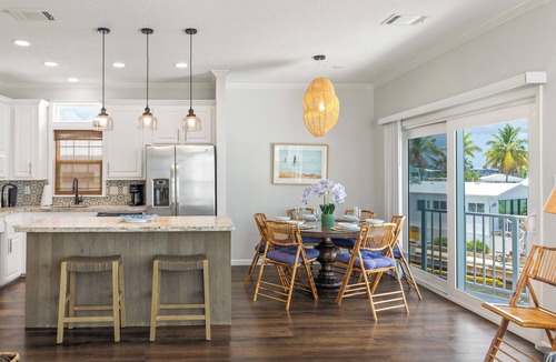Cudjoe Key House | Oceanfront 2BR Retreat - 35' Dock, Sunrise Views, Boater's Paradise