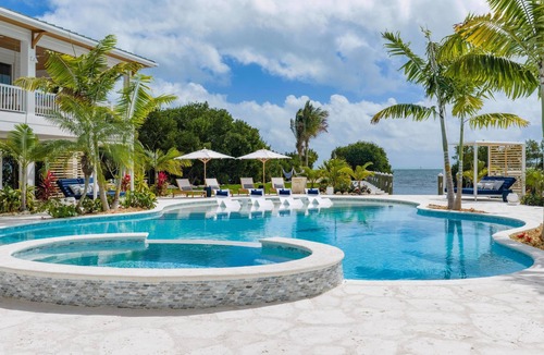 Tavernier House | Oceanfront Charm Meets Bespoke Luxury- Brand New 9 Bedroom Estate & Sleeps 18
