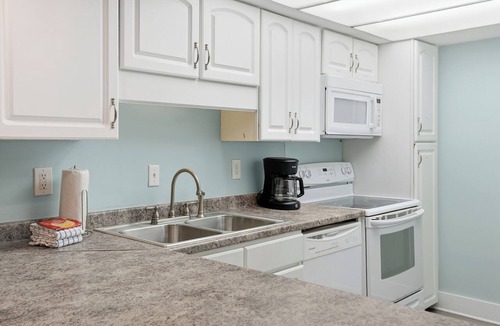 Bel Air Condo | Oceanfront condo sleeps 8, open for summer!