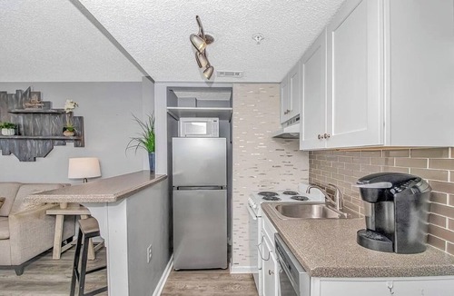 Myrtle Beach Condo | Oceanfront Condo with Balcony, Pools & Walk to Boardwalk