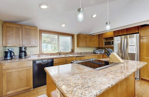 Seal Rock House | Oceanfront Home with Stunning Views & Private Beach Access - Dogs OK