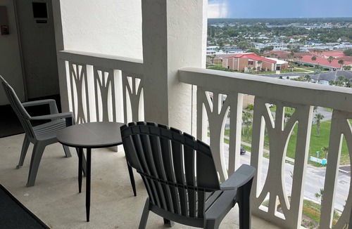 Ormond-by-the-Sea Condo | Oceanfront PENTHOUSE! Large Pool, Private Beach Access! Family Friendly!