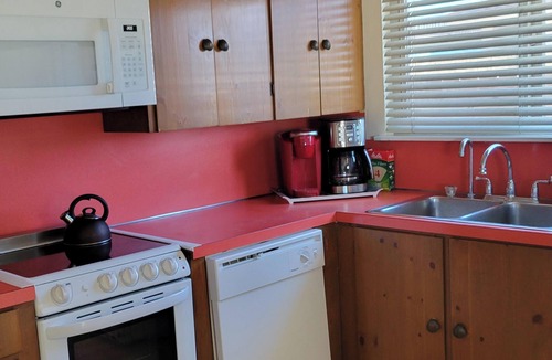 Oceano House | OCEANFRONT SINGLE LEVEL HOME- Sleeps 12- Active Discounts -Sorry No Pets Allowed