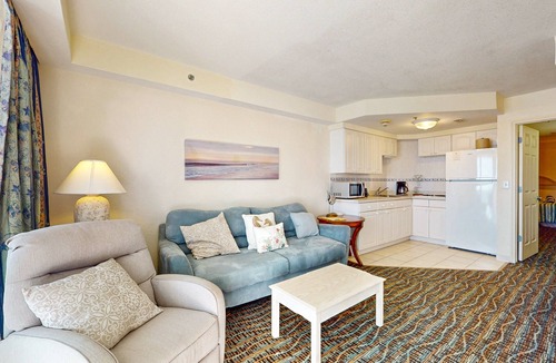 Ortona Park Condo | Oceanfront Studio w/Balcony & Resort Perks Near Boardwalk