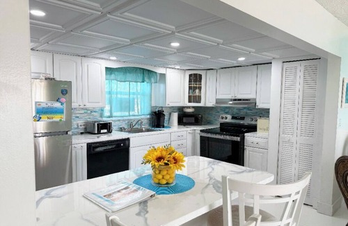 Tavernier Condo | Oceanfront Views From Every Room! RESERVE QUICKLY! Lic #26- 0403