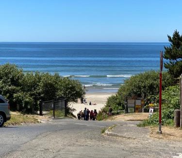 Oceanside Hotel | Oceanside Ocean Front Cabins