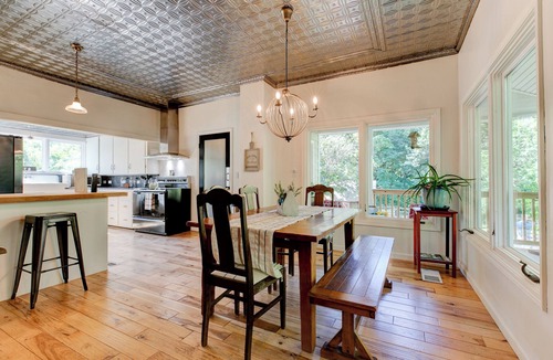 Newberg House | Old Farm: A Modern 5-bedroom Farmhouse on Vineyard