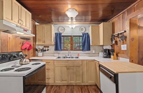 Zigzag Cabin | Old Smokey Cabin