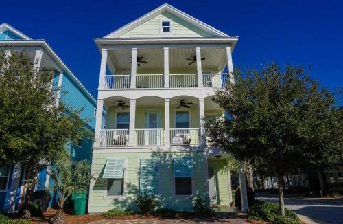 Villages of Crystal Beach House | Ooh La La