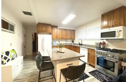 Homestead Apartment | Oregon apartment across OHSU